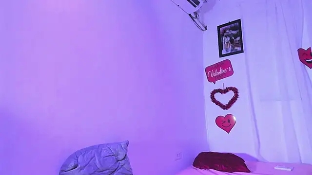 Laura_and_Kevin webcam