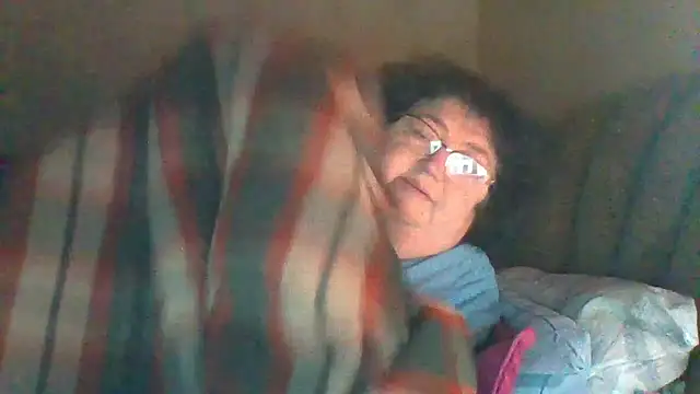 milasky5303 - MilaSky5303's free webcam