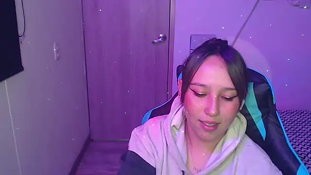 Skarlet_Adams28 webcam