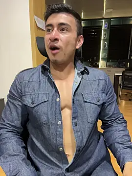 Chris_Clarck Live Webcam on Stripchat