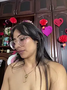 jade_zephyra - Jade_Zephyra's free webcam - UK Sex Cams