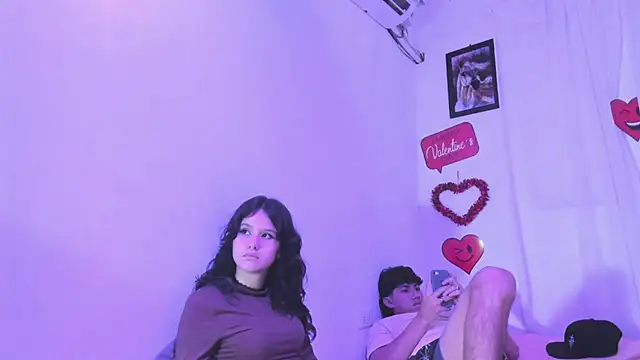 Laura_and_Kevin webcam