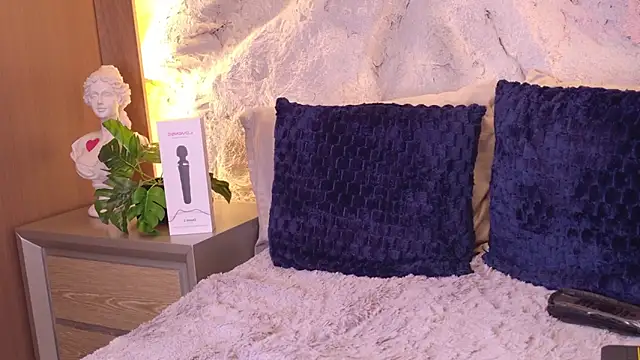 bella_mush - Bella_mush's free webcam - UK Sex Cams