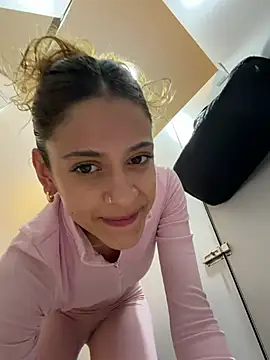 alana15 from StripChat is Group