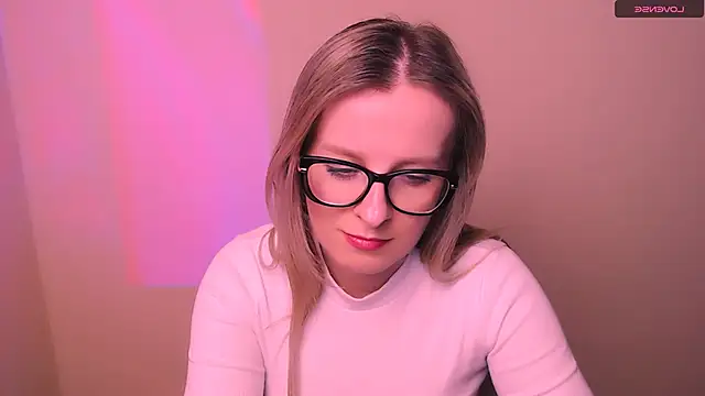 AnnePeach webcam