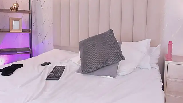 ViolettaRousee_ webcam