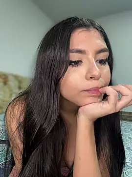 Webcam Model (hurrem_18)  is live.Free join now!