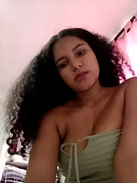 LiaRose- webcam