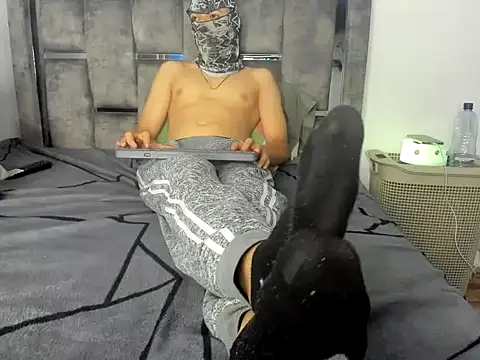 Master_Ruthless77 webcam