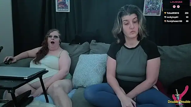 Bella_and_Marie webcam