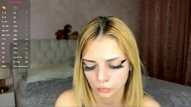 LenitaTumblin webcam