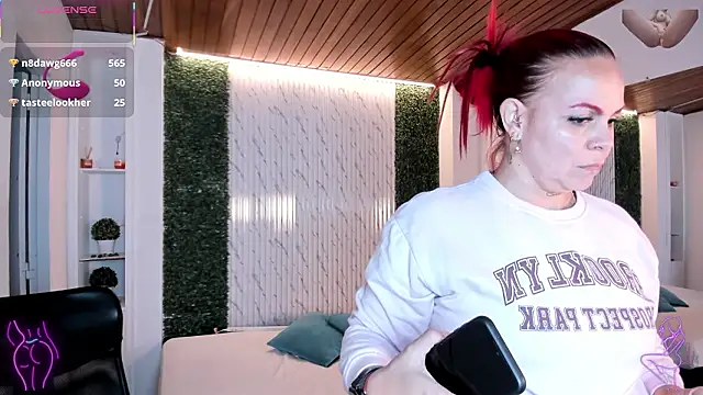 victoria_mooree webcam