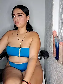 Mia_em webcam