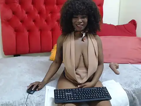 SpicyMatureLiz webcam