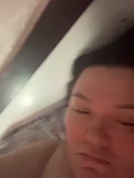 SunnyLeila2101 webcam