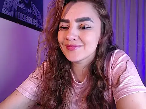 lu_perez - Lu_perez's free webcam - UK Sex Cams