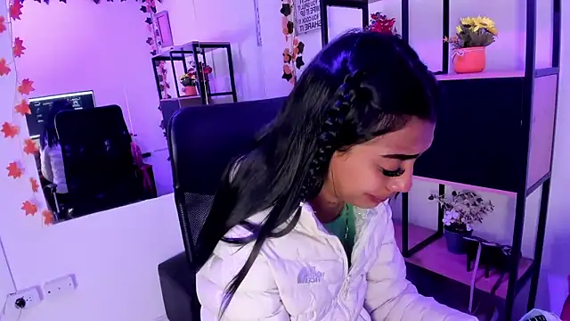 KarlaSlutSkinny__ webcam