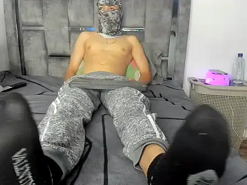 Master_Ruthless77 webcam