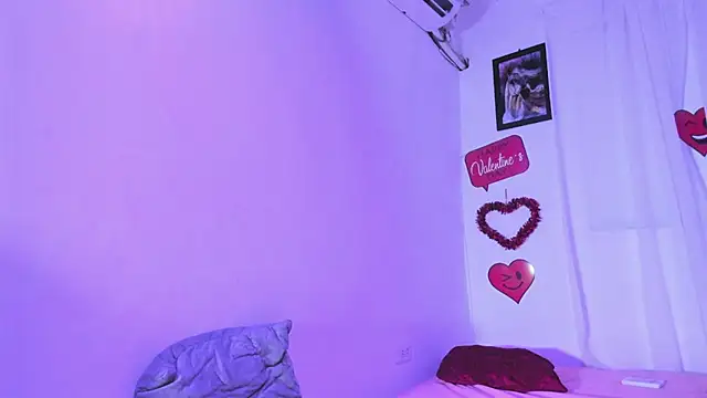 Laura_and_Kevin webcam