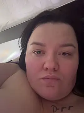 SunnyLeila2101 webcam