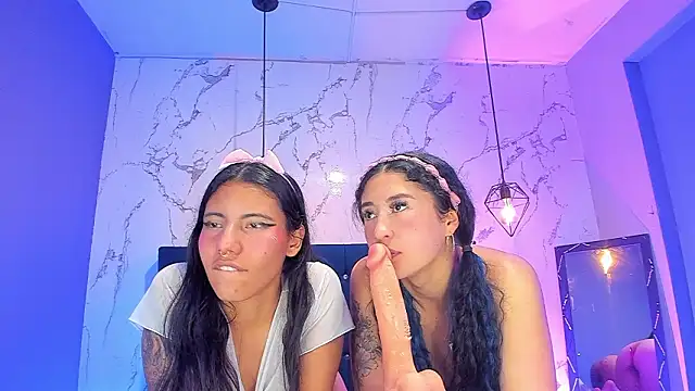 Dakotaa_Johnson webcam