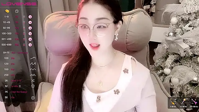 Monica-666888- webcam