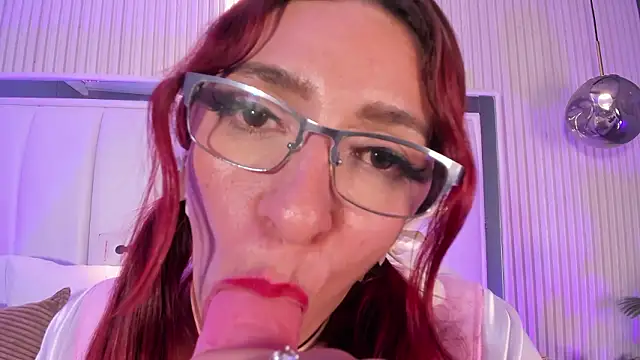 naughty_flower18 webcam