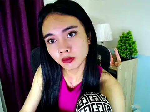 devine_goddess webcam