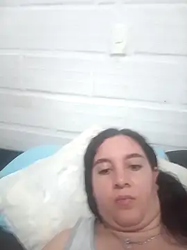 Camila-Valverde webcam