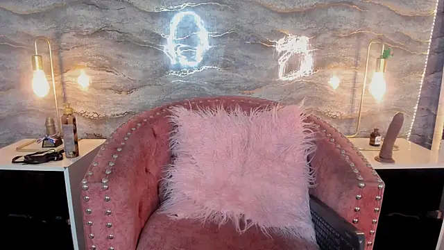 shinyy_star_ - SHINYY_STAR_'s free webcam - UK Sex Cams