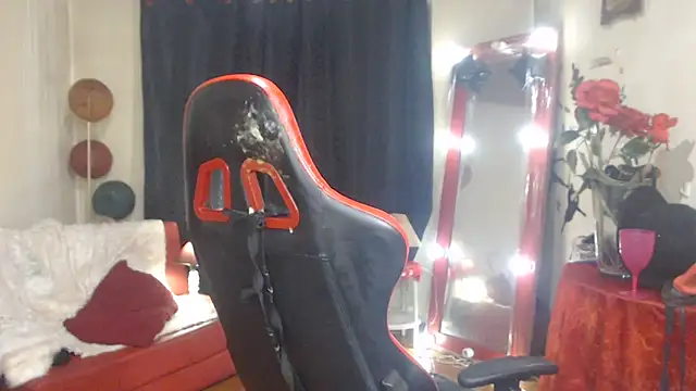 AlexaBigBoobss webcam