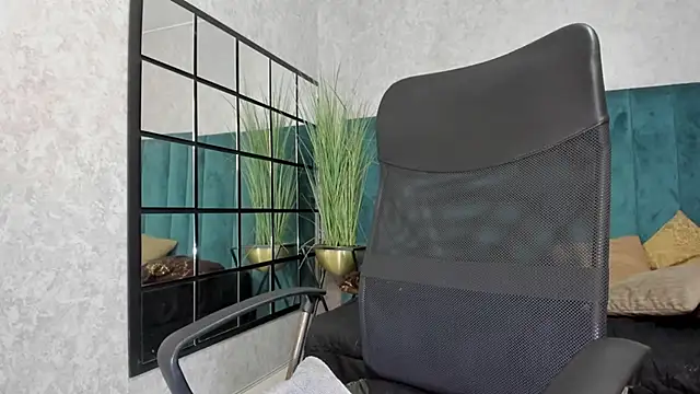 VictoriaaBlair webcam