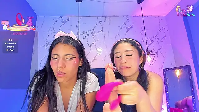 Dakotaa_Johnson webcam