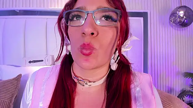 naughty_flower18 - Naughty_flower18's free webcam - UK Sex Cams