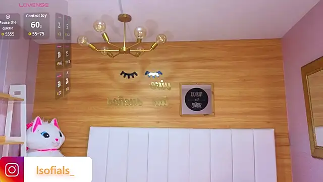 Abril_Velvet_a_ webcam