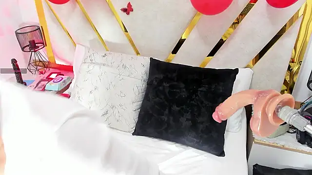 Luna_Naughty1 webcam