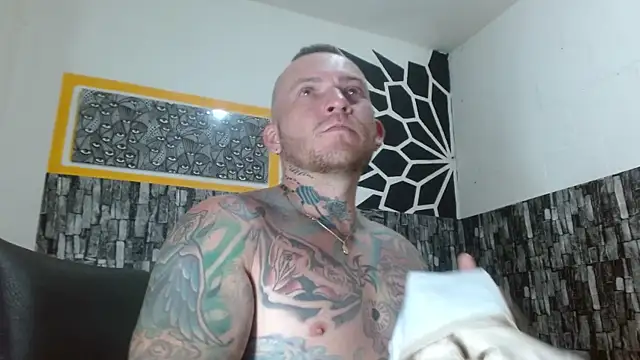 stripnolimits webcam