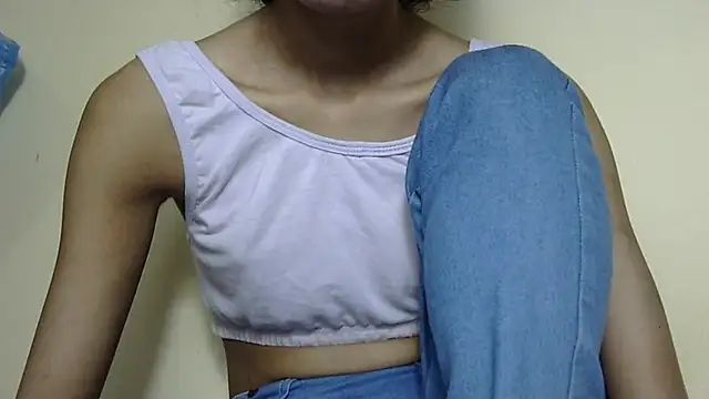 anu_tiny - Anu_tiny's free webcam