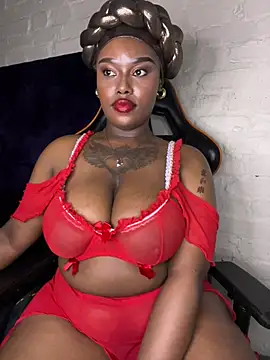 QUEEN_NOBUHLE_FEMDOM_777 webcam