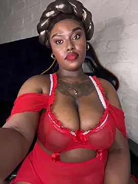 Webcam Model (QUEEN_NOBUHLE_FEMDOM_777)  is live.Free join now!