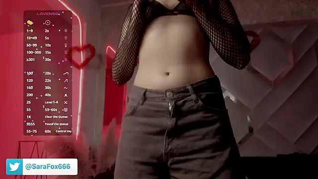 Sara_Foxx1 webcam