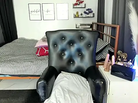 Urqueen_Angel69 webcam