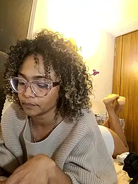 BiiancaEstradaa webcam