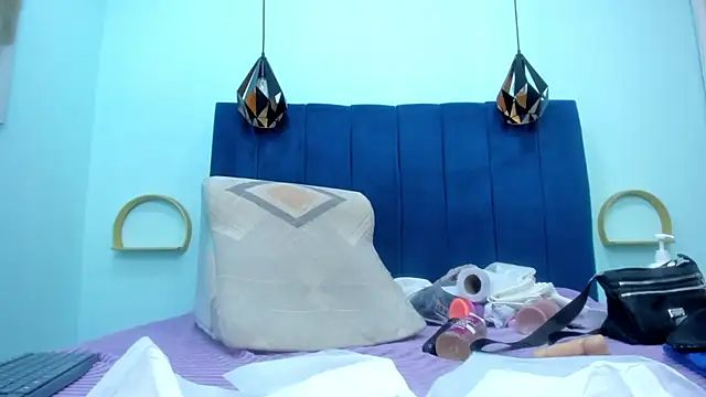 Adrianasex_69x webcam