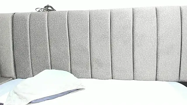 Giselle_James webcam