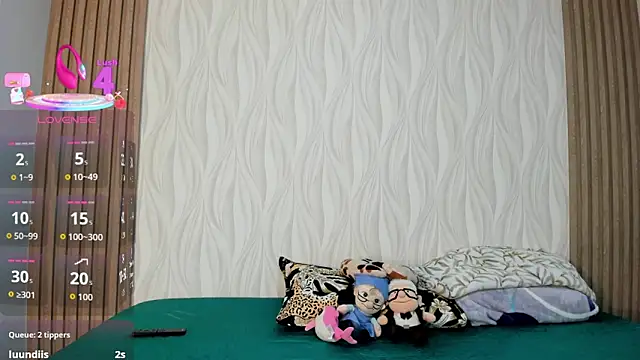 _ashleymiller webcam