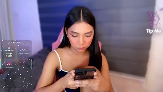 fuckingnaughtyjade webcam