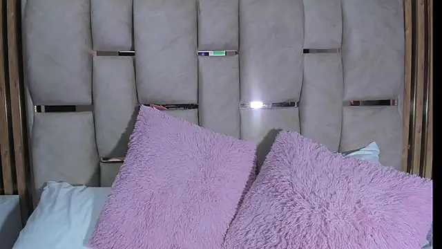 vannepettite_ webcam