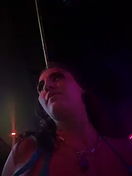 addictedtoari webcam