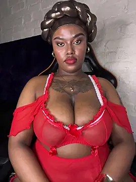 QUEEN_NOBUHLE_FEMDOM_777 webcam